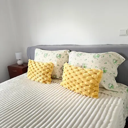 Apartment Em