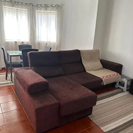Em Apartment *